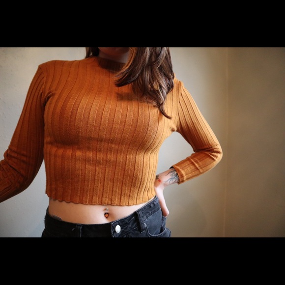 Vintage looking golden sweater crop - Picture 4 of 6